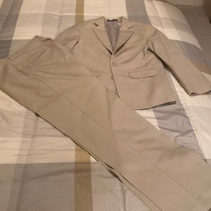 Boy’s Izod linen. Worn once. Already dry cleaned.